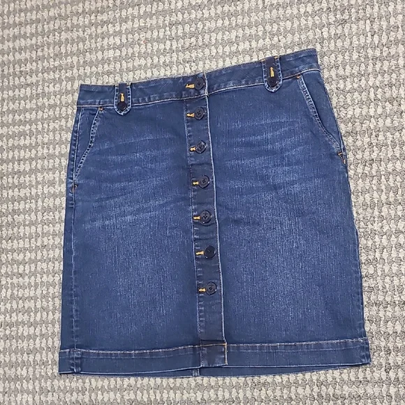 Talbots Dark Blue Button-Front‎ Pencil Skirt - Picture 12 of 12